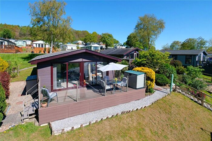 3 Bedroom Detached House For Sale In Glen Road, Baildon, Shipley, West Yorkshire, BD17