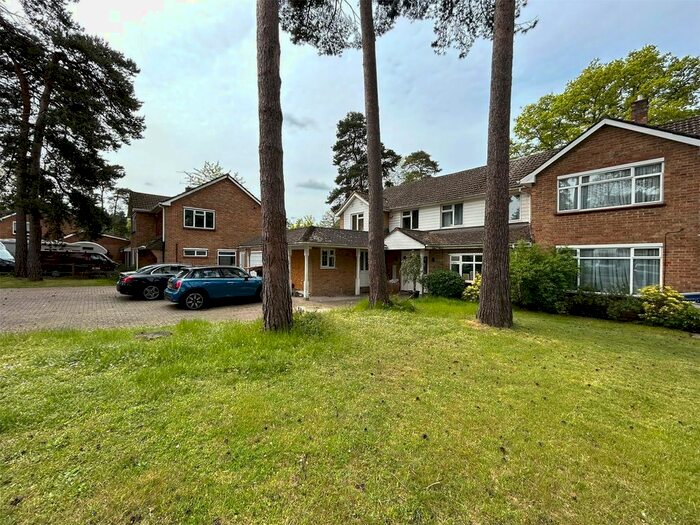 1 Bedroom Studio To Rent In Pankhurst Drive, Bracknell, Berkshire, RG12