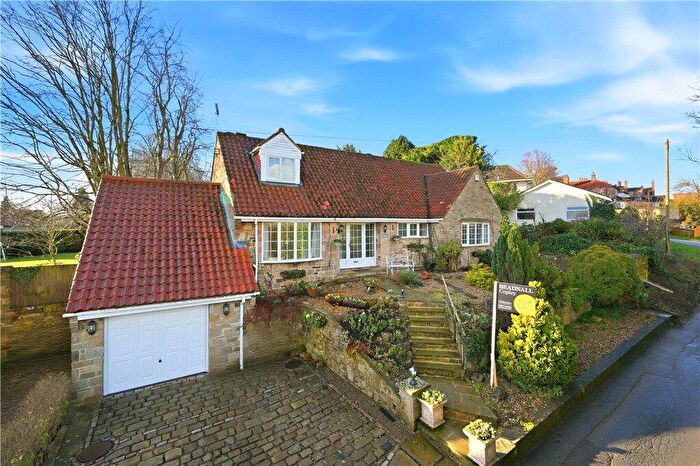 4 Bedroom Detached House For Sale In Trip Lane, Linton, Wetherby, West Yorkshire, LS22