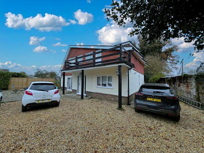 6 Bedroom Detached House For Sale In The Orchards, Wire Mill Lane, RH7