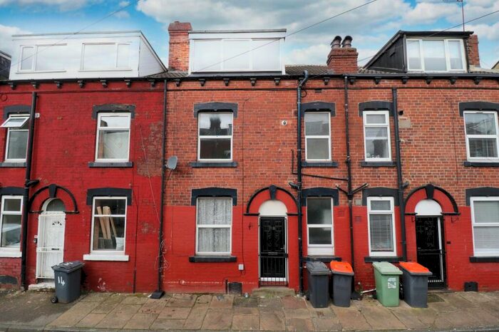 2 Bedroom Terraced House To Rent In Whingate Avenue, Armley, Leeds, LS12