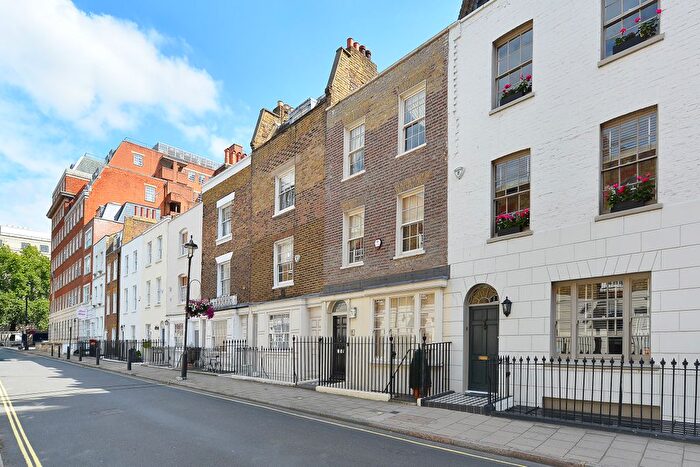 3 Bedroom Property To Rent In Knox Street, Marylebone, London, United Kingdom, W1H