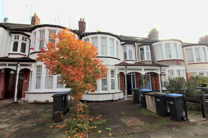 1 Bedroom Flat To Rent In The Grove, N13