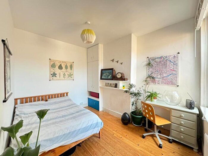 3 Bedroom Terraced House For Sale In York Avenue, Whalley Range, M16