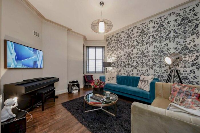 1 Bedroom Flat To Rent In Lanark Road, London, W9
