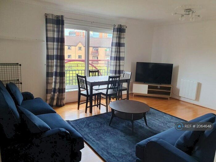2 Bedroom Flat To Rent In Riverview Drive, Glasgow, G5
