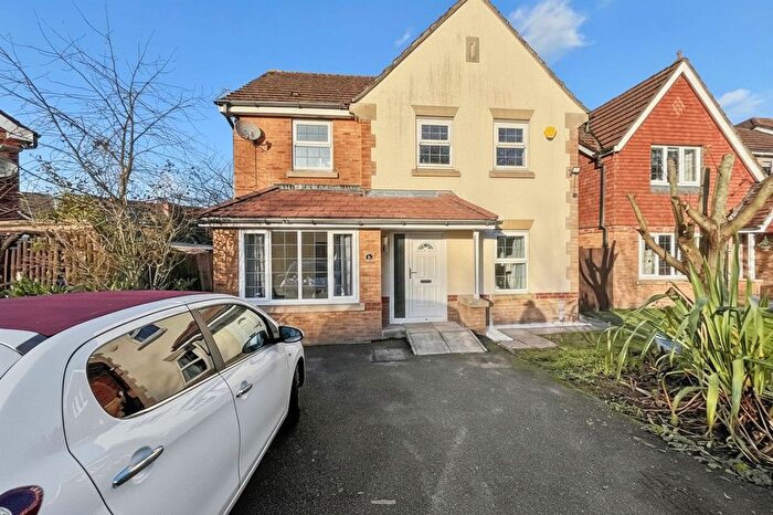 4 Bedroom Detached House For Sale In Newby Close, Bury, BL9