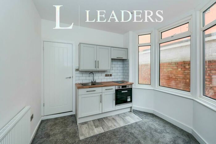 1 Bedroom Flat To Rent In Kingston Road, PO2