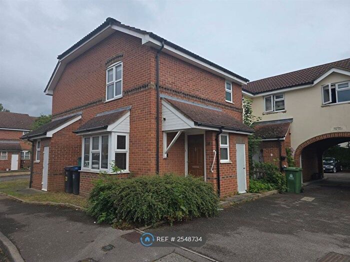 1 Bedroom Terraced House To Rent In Springfield Place, New Malden, KT3