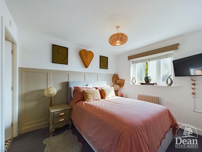 3 Bedroom Terraced House For Sale In Sneyd Wood Road, Cinderford, GL14