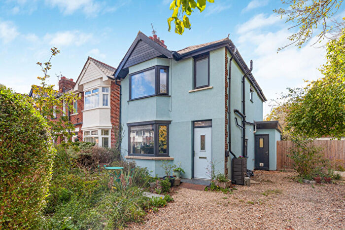 3 Bedroom End Of Terrace House For Sale In Campbell Road, Florence Park, OX4