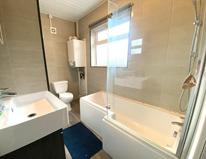 5 Bedroom Terraced House To Rent In Enderley Street, Newcastle-under-Lyme, ST5
