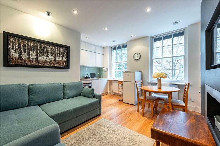 1 Bedroom Flat For Sale In Neal Street, London, WC2H