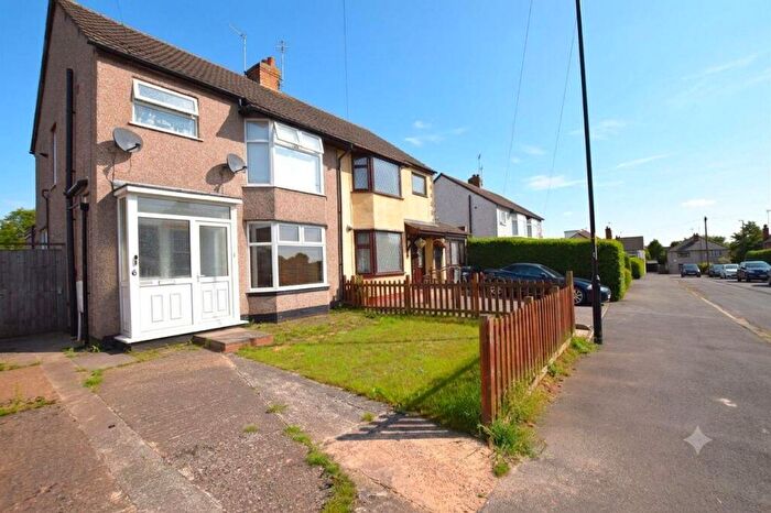 3 Bedroom Semi-Detached House To Rent In Pine Tree Avenue, Tile Hill, Coventry, CV4