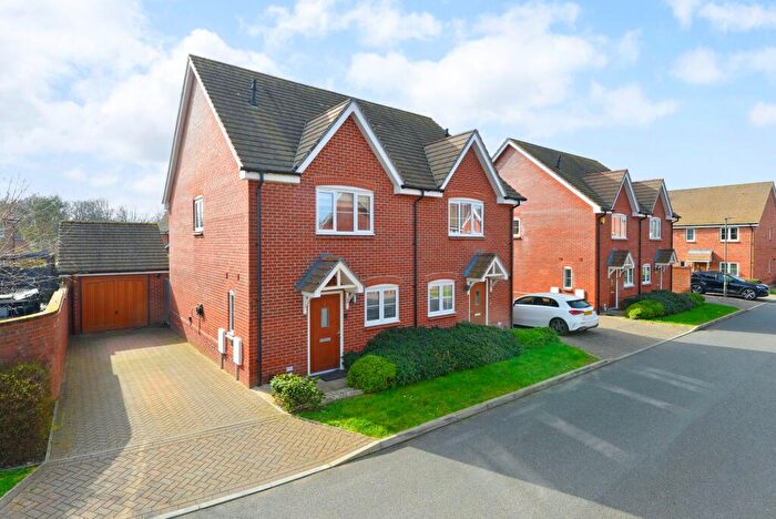 2 Bedroom Semi-Detached House For Sale In Pelham Drive, Cranleigh, GU6