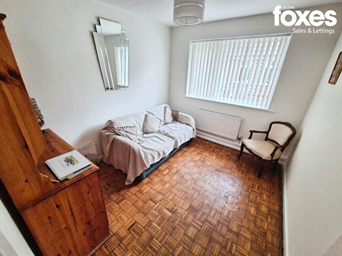 Studio To Rent In Ferndown, Dorset, BH22