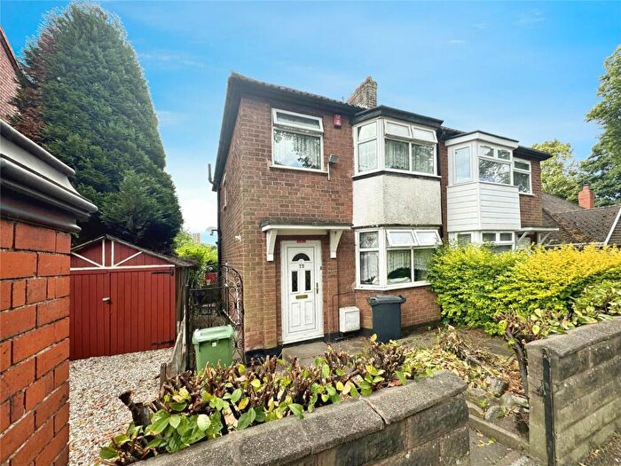 3 Bedroom Semi-Detached House To Rent In Himley Road, Dudley, West Midlands, DY1