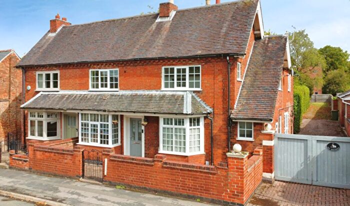 3 Bedroom Semi-Detached House For Sale In Main Street, Ravenstone, LE67