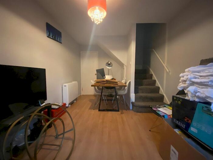 1 Bedroom Terraced House To Rent In Waterside, Uxbridge, UB8