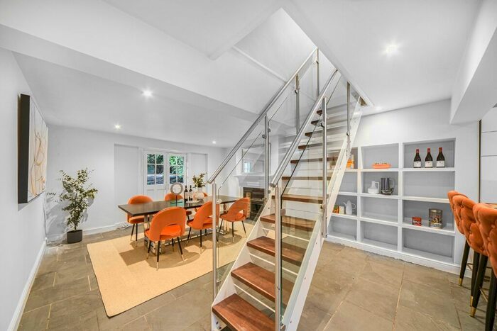 4 Bedroom Semi-Detached House To Rent In Ashburnham Place, London, SE10