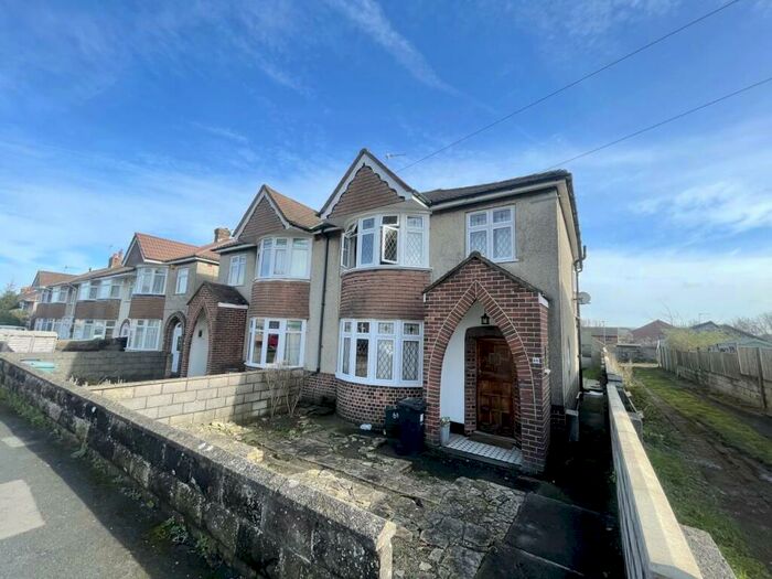 4 Bedroom Semi-Detached House To Rent In Mortimer Road, Filton, Bristol, BS34