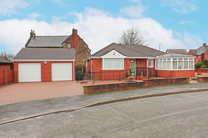 3 Bedroom Detached Bungalow For Sale In Northmoor View, Brimington, Chesterfield, S43