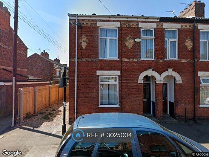 2 Bedroom Terraced House To Rent In Brentwood Avenue, Hull, HU5