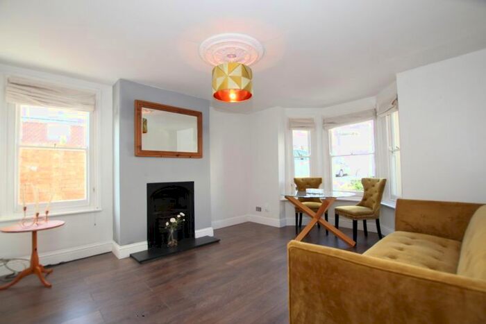 1 Bedroom Flat To Rent In Malvern Road, Cheltenham GL50