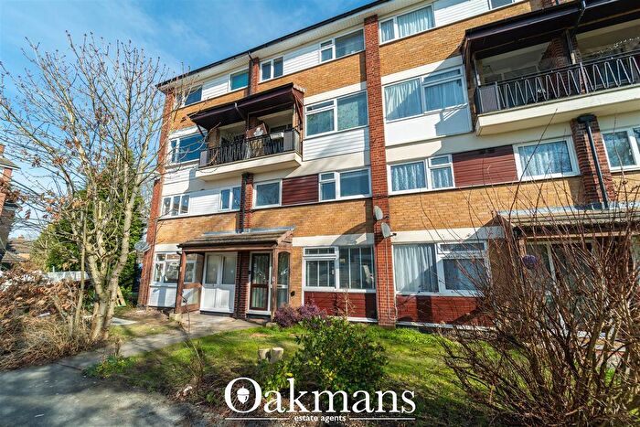 3 Bedroom Maisonette To Rent In Lambscote Close, Shirley, Solihull, B90