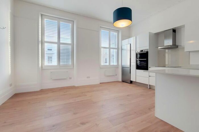 5 Bedroom Flat To Rent In Ongar Road, London, SW6
