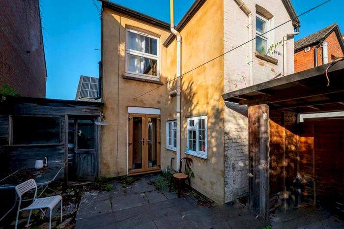 3 Bedroom Terraced House For Sale In Haydon Place, Guildford, Guildford, GU1