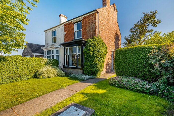 3 Bedroom Semi-Detached House For Sale In Fodderdyke Bank, New Leake, Boston, PE22