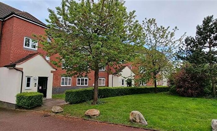 2 Bedroom Flat To Rent In Node Way Gardens, Welwyn, AL6