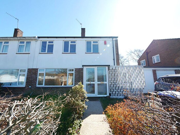 4 Bedroom Terraced House To Rent In Hillcrest, Hatfield, AL10