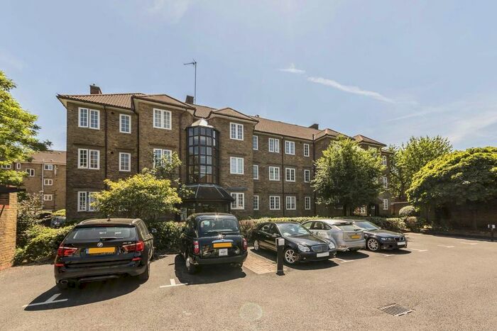 2 Bedroom Flat To Rent In Frogmore, London, SW18