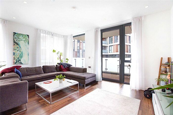 4 Bedroom Flat To Rent In Sitka House, Quebec Way, Canada Water, London, SE16