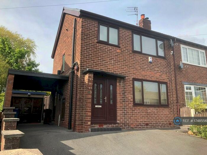 3 Bedroom Semi-Detached House To Rent In Norfolk Crescent, Failsworth, Manchester, M35