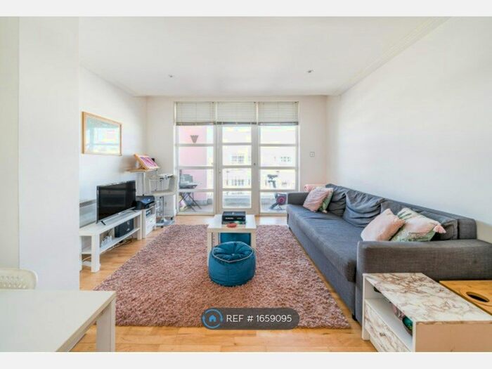 2 Bedroom Flat To Rent In Drayton Park, London, N5