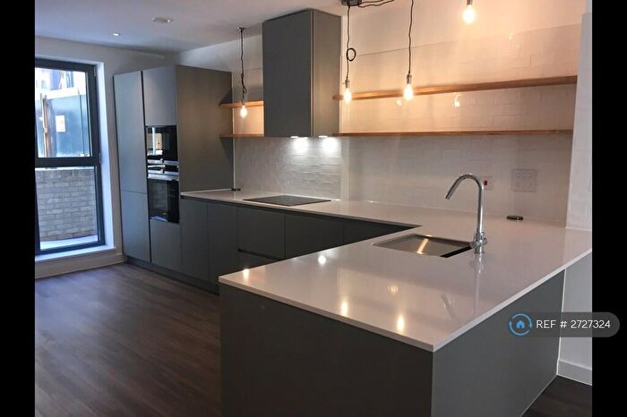 3 Bedroom Maisonette To Rent In Ellen Phillips Lane, London, E2