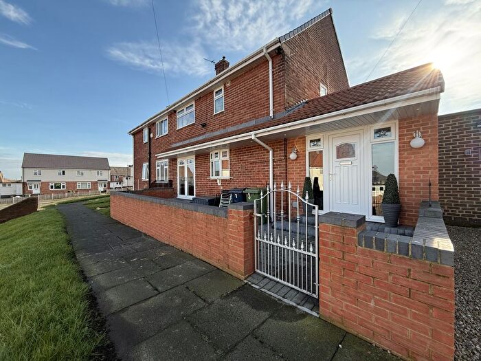 3 Bedroom Semi Detached House For Sale In Presthope Road, Sunderland, SR4