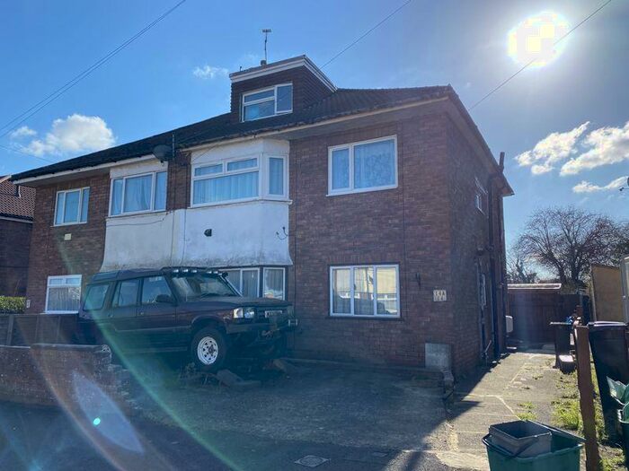 3 Bedroom Maisonette To Rent In Cranbourne Road, Patchway, BS34