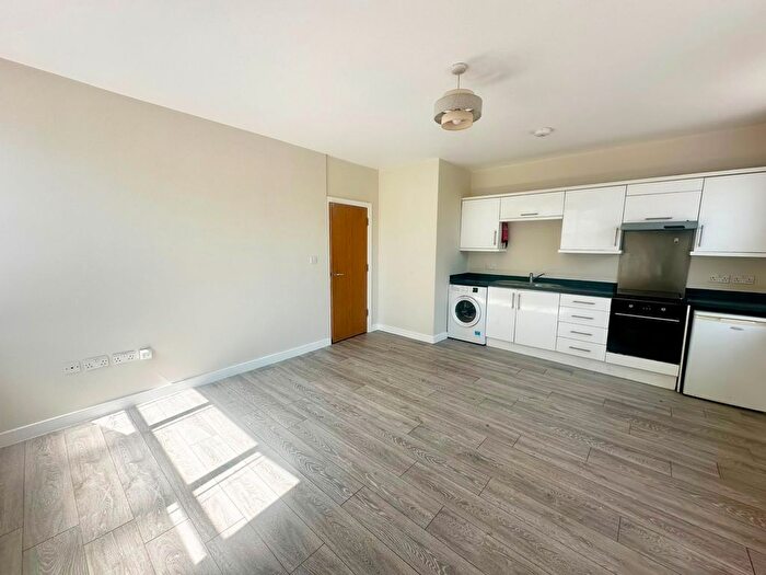 1 Bedroom Flat To Rent In Lanier Road, London, SE13
