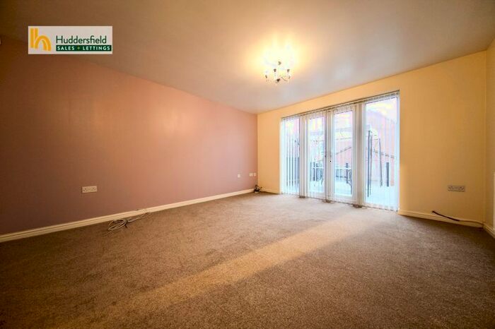 4 Bedroom Terraced House To Rent In New Forest Way, Middleton, Leeds, LS10