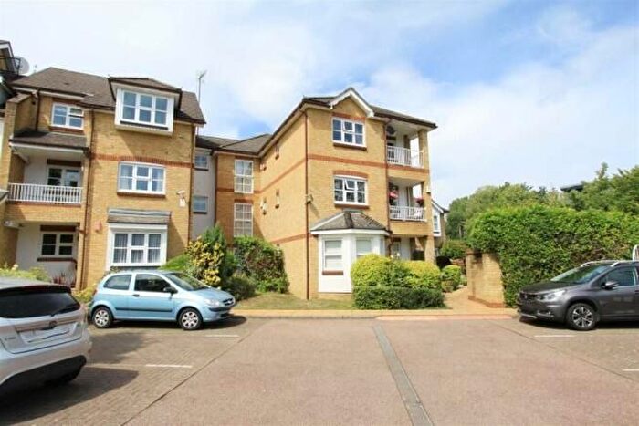 2 Bedroom Flat To Rent In The Chase, Stanmore, HA7