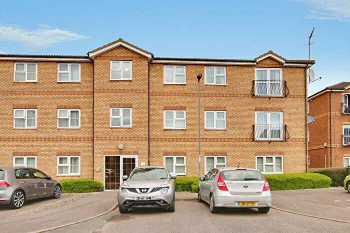 2 Bedroom Flat For Sale In Bronze Street, March, PE15