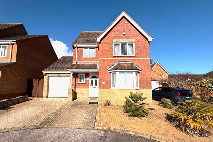 3 Bedroom Detached House To Rent In Stimpson Close, Lowestoft, NR32