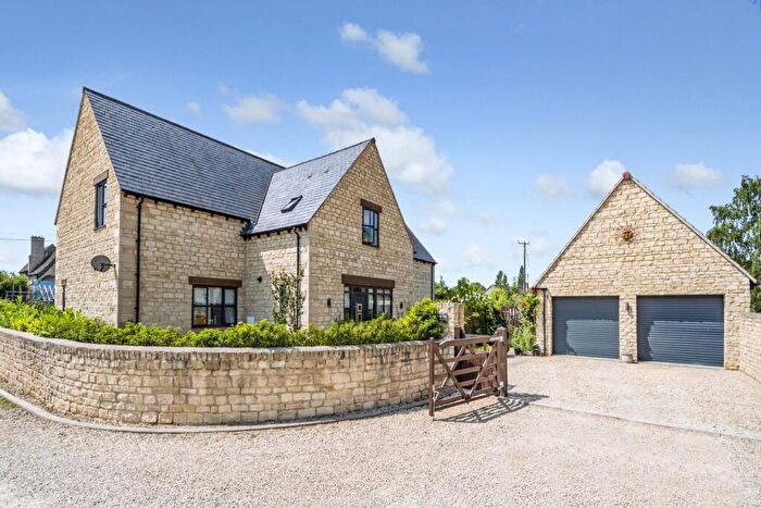 5 Bedroom Detached House For Sale In Oaksey, Malmesbury, Wiltshire, SN16