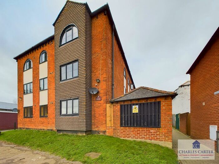 2 Bedroom Flat To Rent In Chapel House, Swilgate Street, Tewkesbury, GL20
