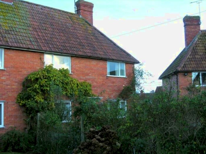 3 Bedroom House To Rent In Westfield Crescent, Yeovil, BA21