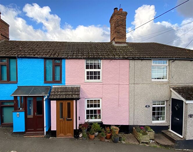 1 Bedroom Terraced House For Sale In Brendon Road, Watchet, Somerset, TA23